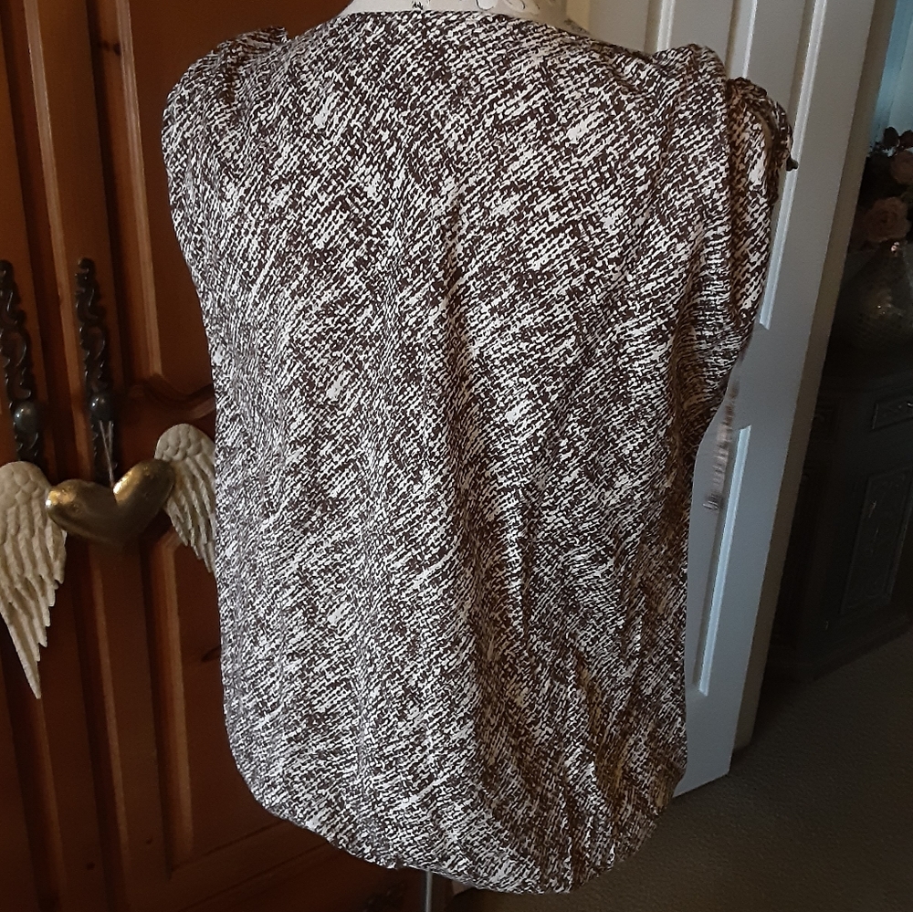 🌻 Michael Kors Top - Picture 2 of 5